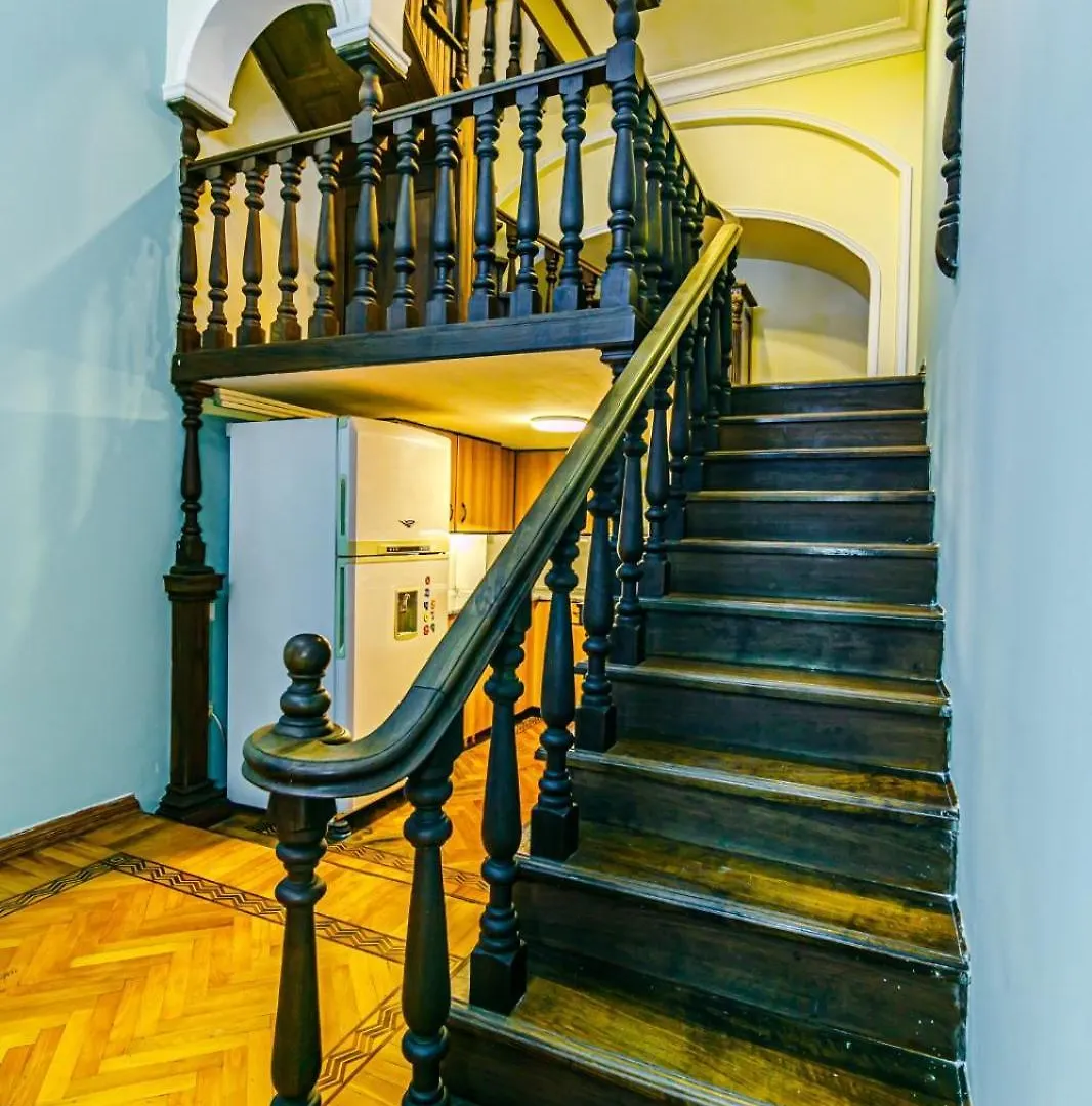 Targovu 4 Room Malakan Garden Baku Azerbaijan