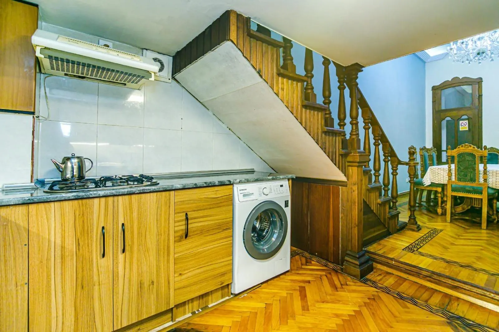 Targovu 4 Room Malakan Garden Baku